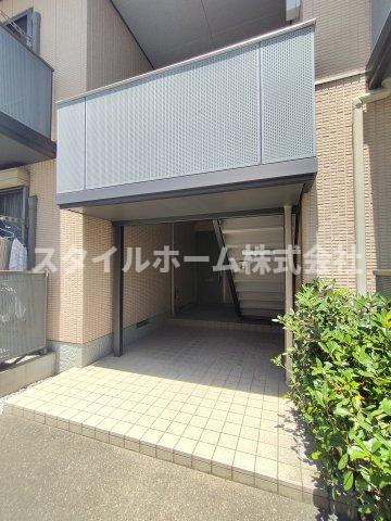 グラビュールKのエントランス