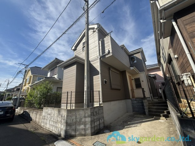 伊勢原市高森台1丁目　中古戸建