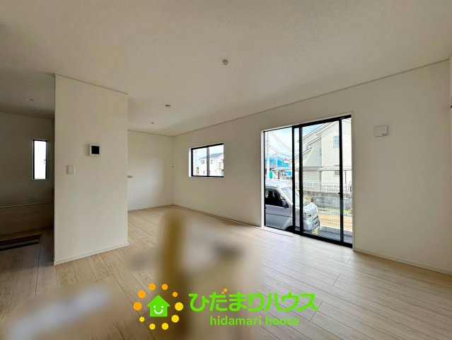 宮代町中島第10　新築一戸建て　クレイドルガーデンの居間・リビング
