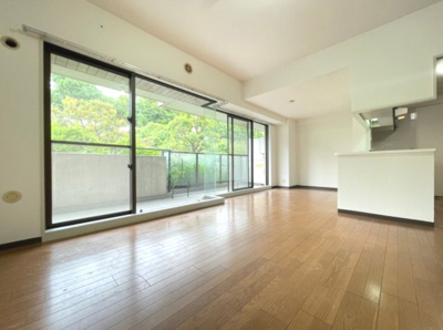 【居間・リビング】 | クローバー・メゾン東桃山台