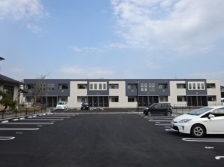 【駐車場】 | ドゥ・ミルピエール | 駐車場があります