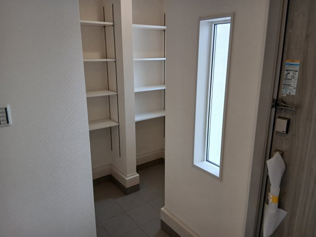 リーブルガーデン．S　深谷稲荷町北第３　の玄関|２号棟現地玄関・ＳＩＣ（2026年07月31日）撮影