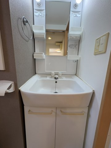 【独立洗面台】