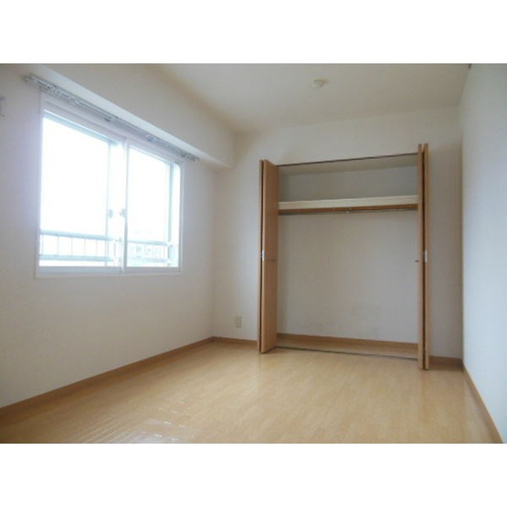 【寝室】フィール円山