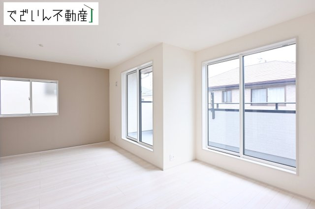 【洋室】 | blooming garden久喜市栗原4丁目　新築住宅 | ≪2号棟≫
現地(2026年7月撮影)