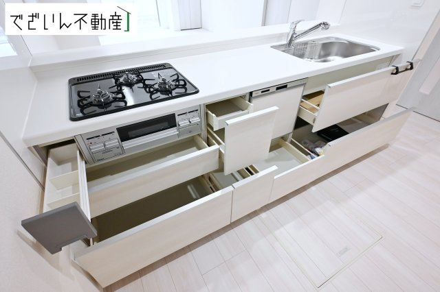 【キッチン】 | blooming garden久喜市栗原4丁目　新築住宅 | ≪2号棟≫
現地(2026年7月撮影)