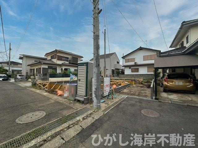 茅ヶ崎市室田３丁目　新築戸建　全２棟の外観|5月29日撮影　建築中　現地外観
