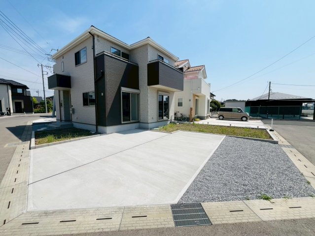 【いろどりアイタウン】　栃木市大宮町　22-P1　全13邸の外観|カースペース並列3台駐車可♪
2026年5月撮影