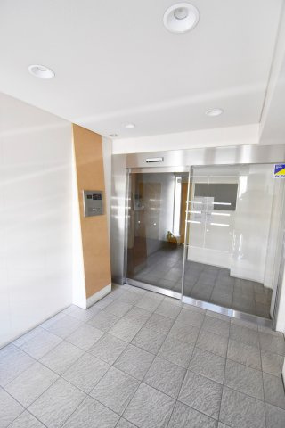 グランヴァン亀戸Reのロビー