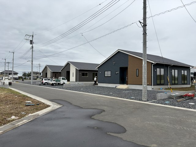 【前面道路含む現地写真】 | 加須市北下新井第6　新築戸建　全5棟　3号棟