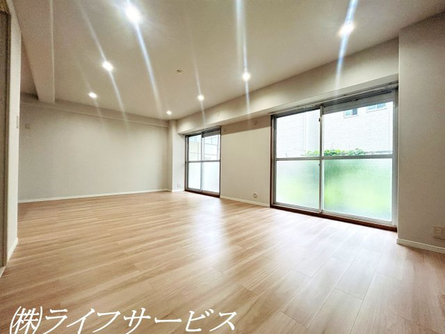 【エントランス】 | 三津屋グリーンハイツ | エントランス