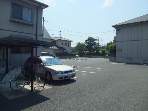 熊本市北区鶴羽田２丁目のアパートの駐車場