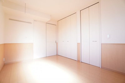 【寝室】 | アールグレイ B | ※同物件・反転タイプの写真です。