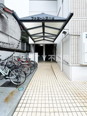 【エントランス】 | ファミール石川台 | 落ち着いたエントランスです