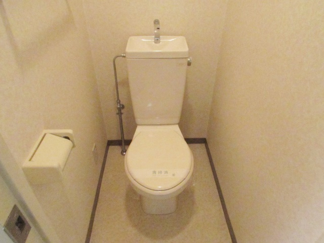 ベルコリーヌ宝塚のトイレ|コンパクトで使いやすいトイレです
