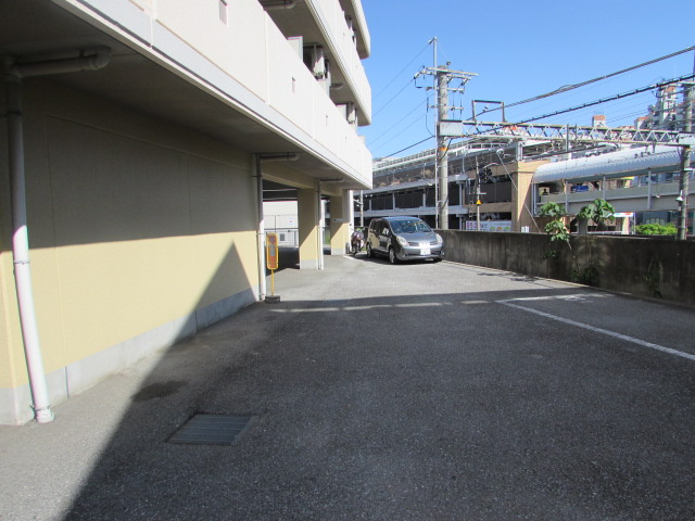 ベルコリーヌ宝塚の駐車場|駐車場完備です
