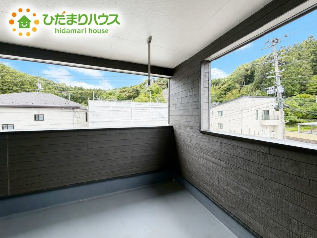 いわき市平谷川瀬第2　新築戸建　1号棟のバルコニー|人気が高いインナーバルコニーを採用♪天候を気にせず洗濯物を干せ、紫外線も気にせずに済みます(*^^)v