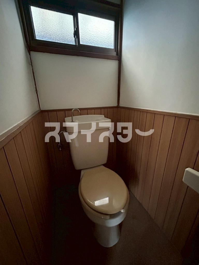 小平市小川西町３丁目のアパートのトイレ