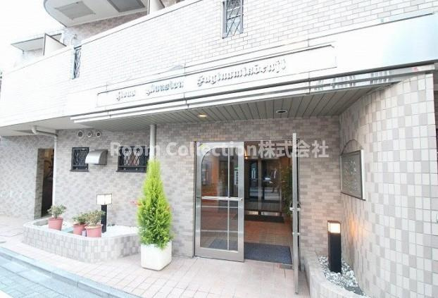ライオンズマンション杉並高円寺のエントランス