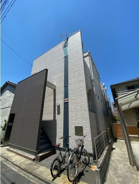 ファンタジアン名駅西の外観