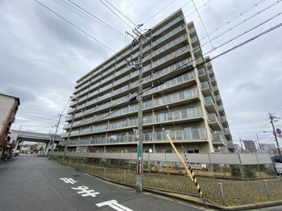 【外観】 | ファミール堺パートⅡ | 南向き日当たり良好！たっぷりの陽光に包まれる明るい住まいに気持ちも明るくなりますね！
