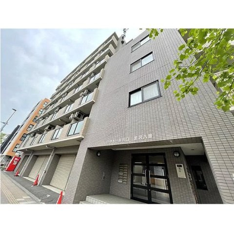 シャトール田口金沢八景の外観