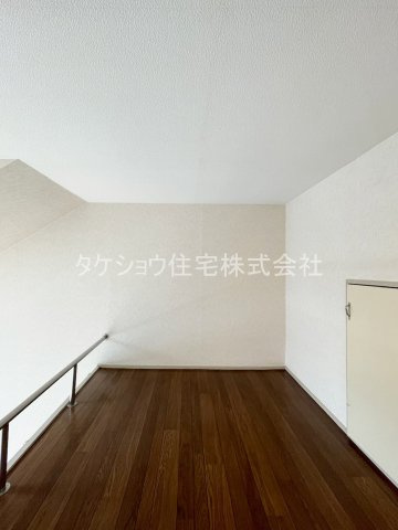 クィーンコート井尻の内装|※203です。