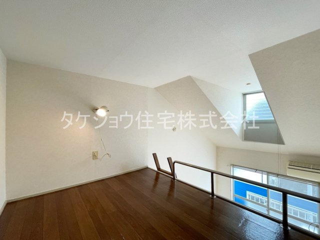 クィーンコート井尻の内装|※203です。
