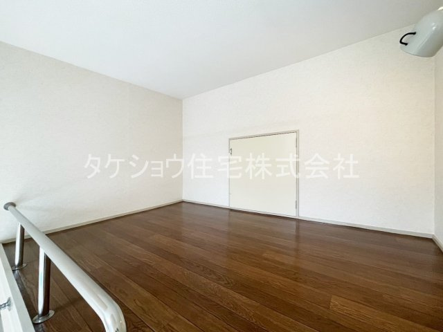 クィーンコート井尻の内装|※203です。