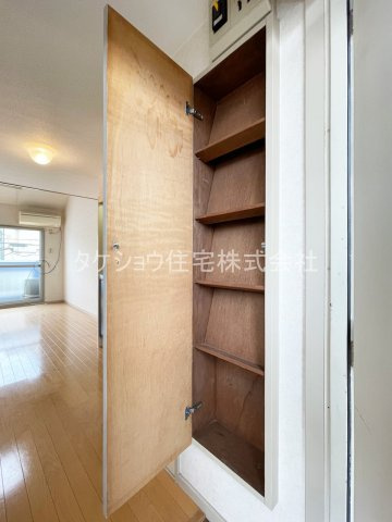クィーンコート井尻の玄関|※203です。
