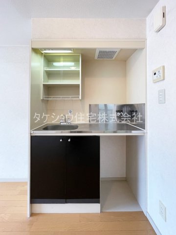 クィーンコート井尻のキッチン|※203です。