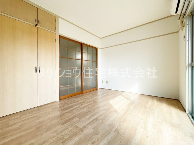 たちばなコーポの居間・リビング|※302です。