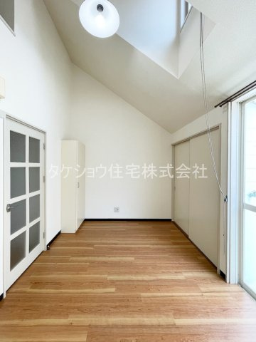 ドリームヒルズ井尻の洋室|※203です。
