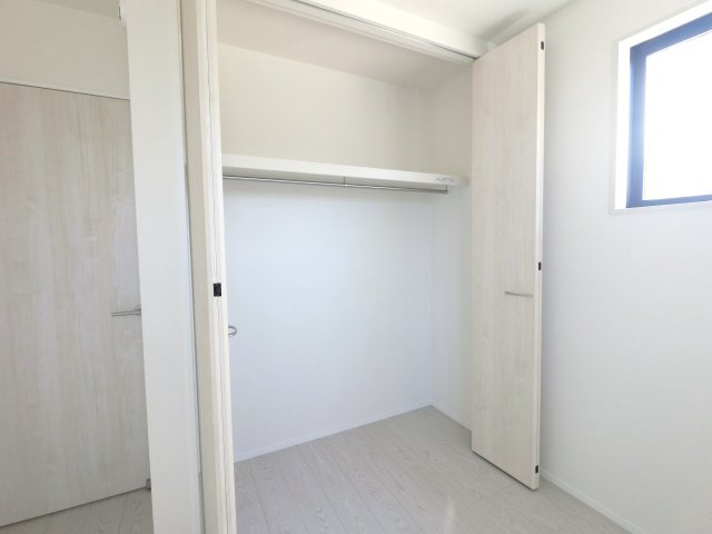鳥栖市桜ケ丘町の新築一戸建の収納|こまごまとしたものを収納できそうですね