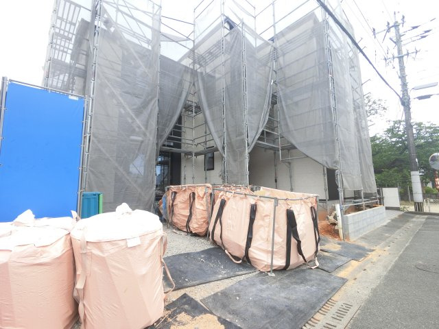 鳥栖市桜ケ丘町の新築一戸建の外観|現在建設中♪