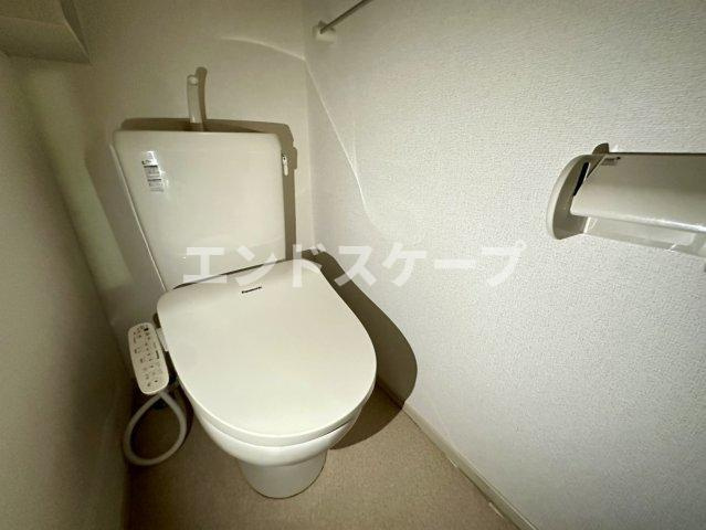 メゾンソレーユ　Ｍのトイレ|高崎、前橋のお部屋探しはエンドスケープまで！お客様の理想お聞かせ下さい♪
高崎、前橋のお部屋探しはエンドスケープまで！お客様の理想お聞かせ下さい♪
内装の色味が画像と異なる場合がございます。