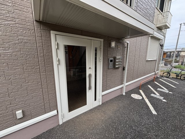 リヴェール　Aのエントランス