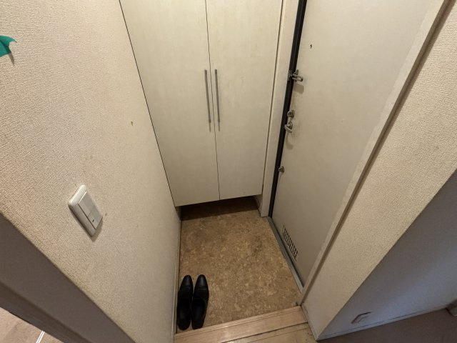 リヴェール　Aの玄関