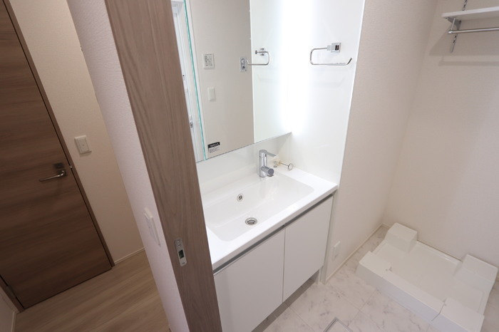 D-residence川口3丁目Eの洗面所