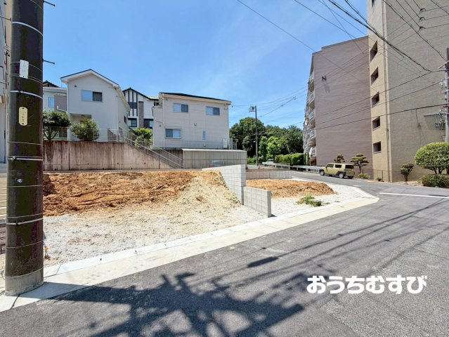 名東区藤森西町012052②(全2棟)の前面道路含む現地写真