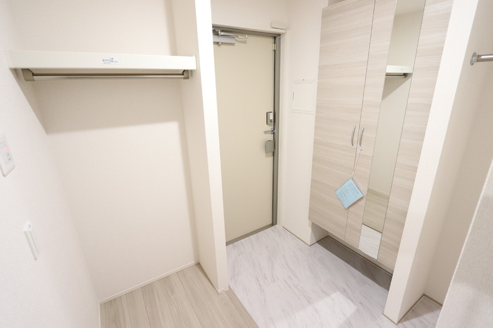 D-residence川口3丁目Eの玄関