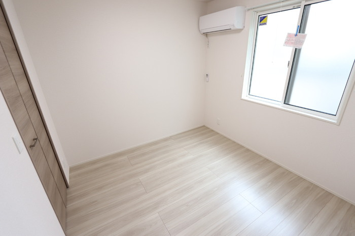 D-residence川口3丁目Eの洋室