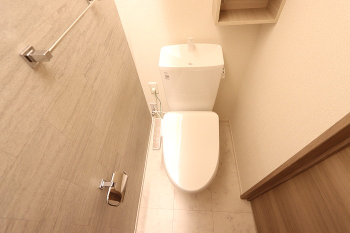 D-residence川口3丁目Eのトイレ