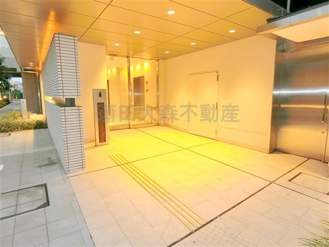 プラウドシティ蒲田のエントランス