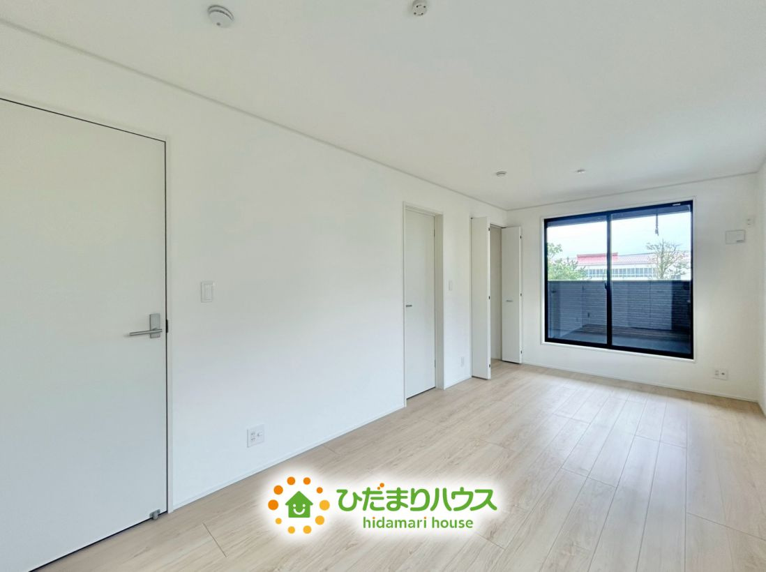 幸手市上高野第9　新築一戸建て　02　クレイドルガーデンの洋室