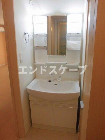 ヴァンクールの洗面所|高崎、前橋のお部屋探しはエンドスケープまで！お客様の理想お聞かせ下さい♪