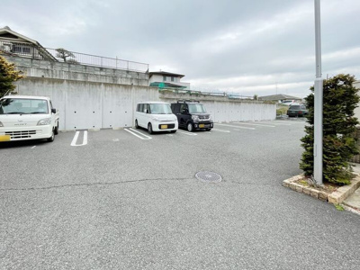 【駐車場】 | コートプラセール　Ａ