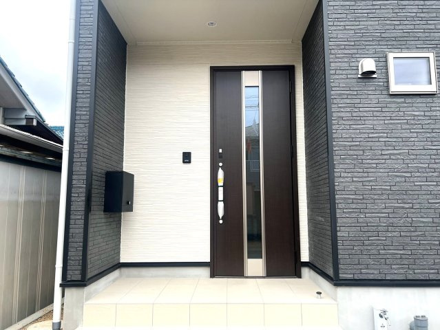 藤枝市藤岡　第10／のエントランス