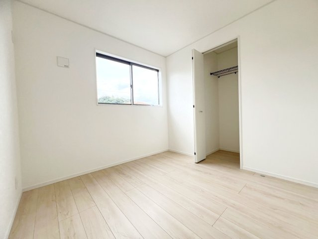 藤枝市藤岡　第10／の洋室