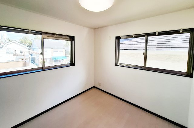 堺市南区逆瀬川の洋室|洋室3